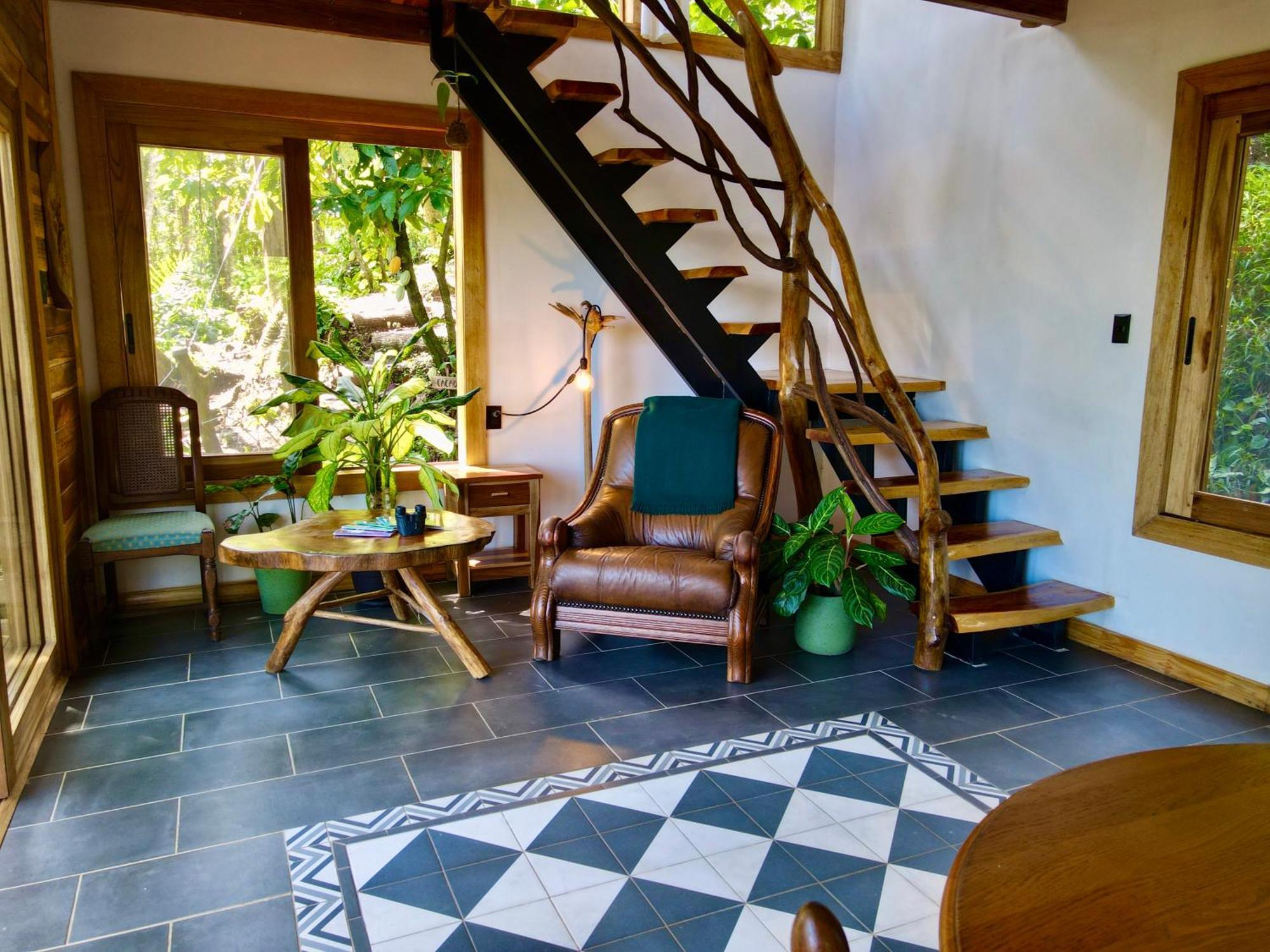 Villa Jungle Spirit Treehouse à Cahuita Extérieur photo
